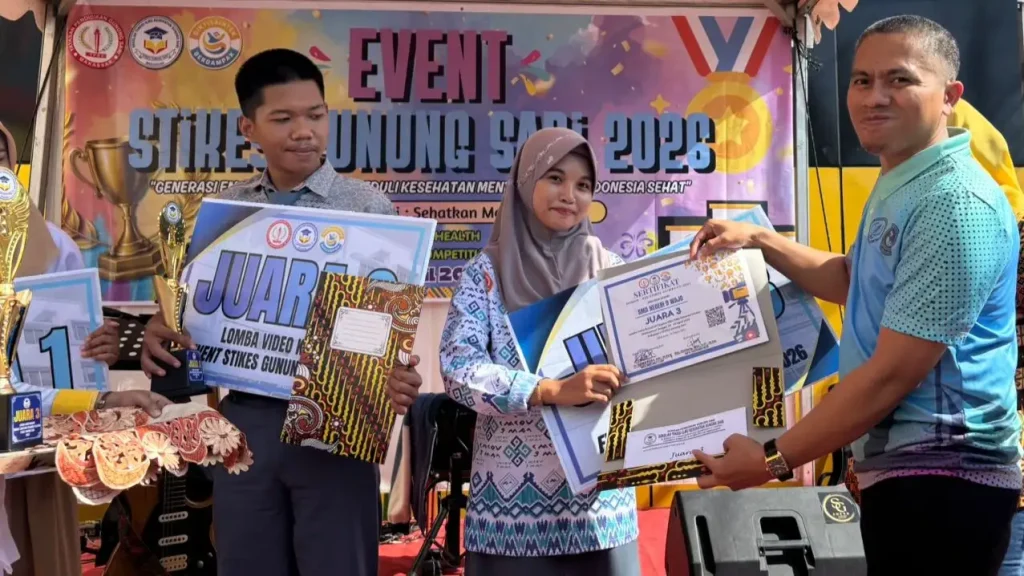 penyerahansertifikat (1)
